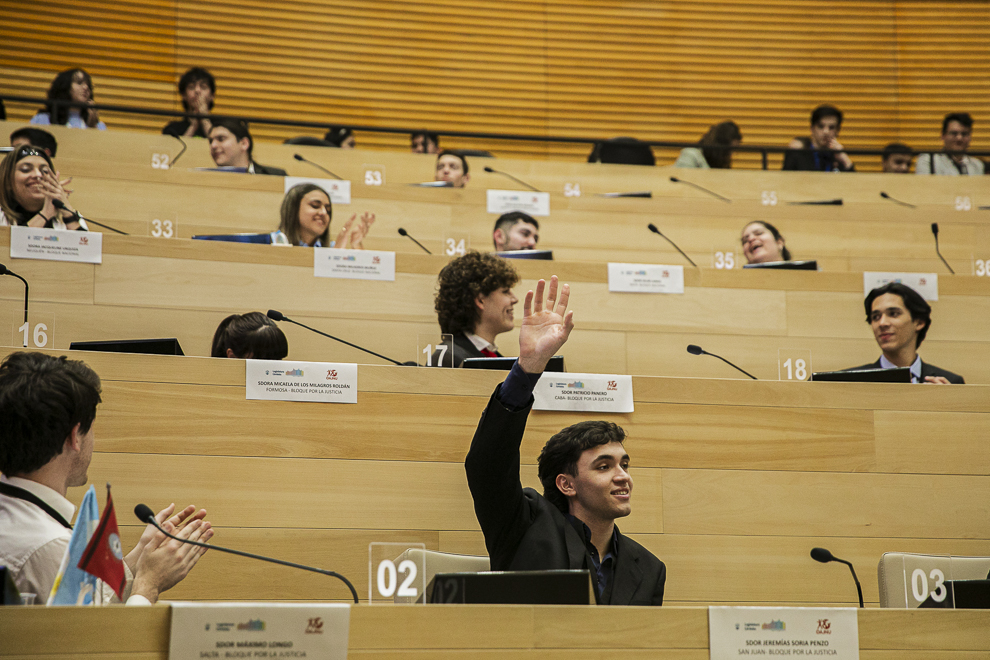 Una vez más, estudiantes universitarios vivieron la experiencia de ser senadores