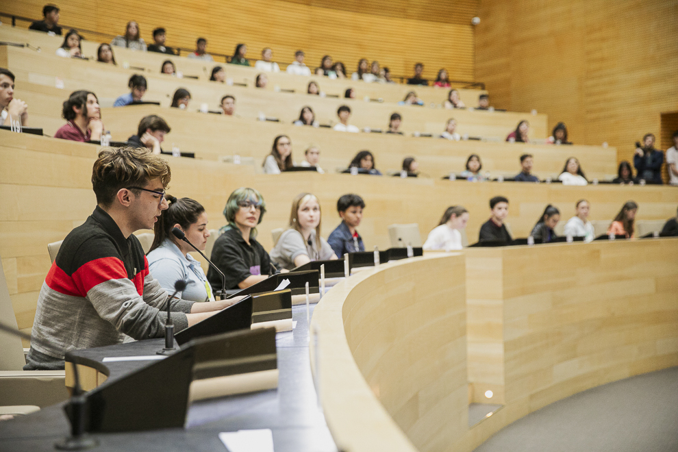 La Legislatura recibió a 130 escuelas secundarias en el Parlamento Juvenil del Mercosur