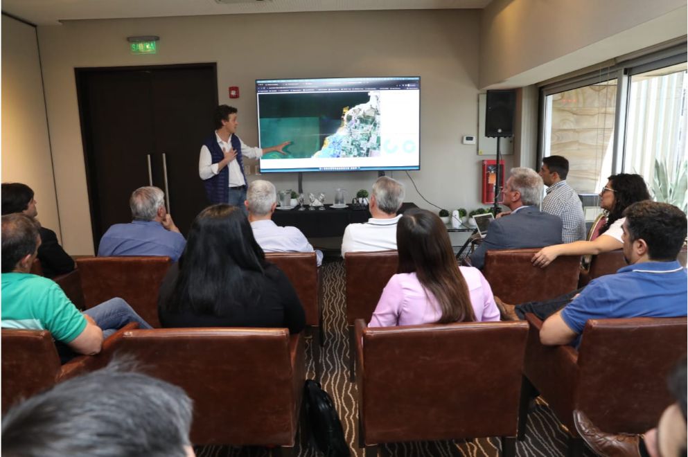 Legisladores visitaron el Mar de Ansenuza para analizar la expropiación de inmuebles